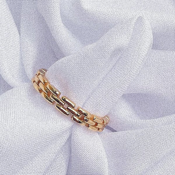 Anel Corrente Fechada Folheado a Ouro 18k