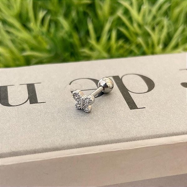 Piercing Borboleta Cravejada Arredondada