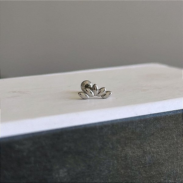 Piercing Meia Flor Navetes Lisos