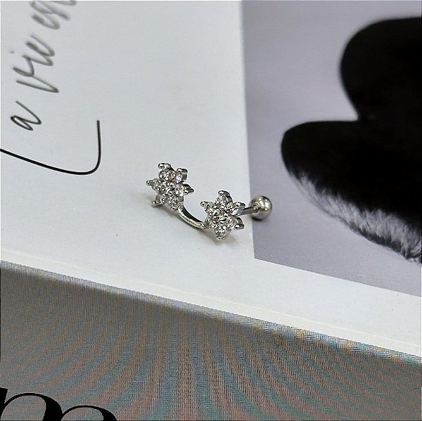 Piercing Cluster Duas Flores Cravejadas Folheado a Prata 925