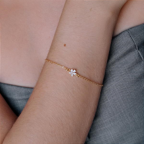 Pulseira Correntinha Pingente Flor Zircônias Folheado a Ouro 18K