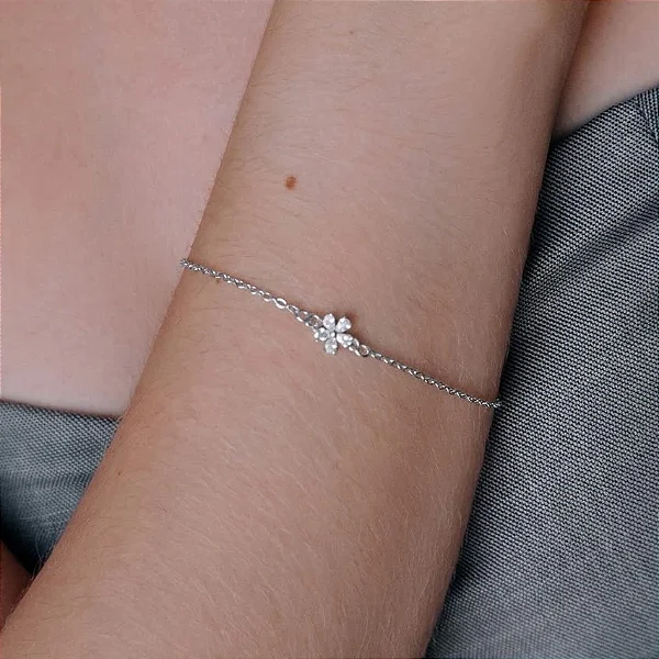 Pulseira Correntinha Pingente Flor Zircônias Folheado a Prata 925