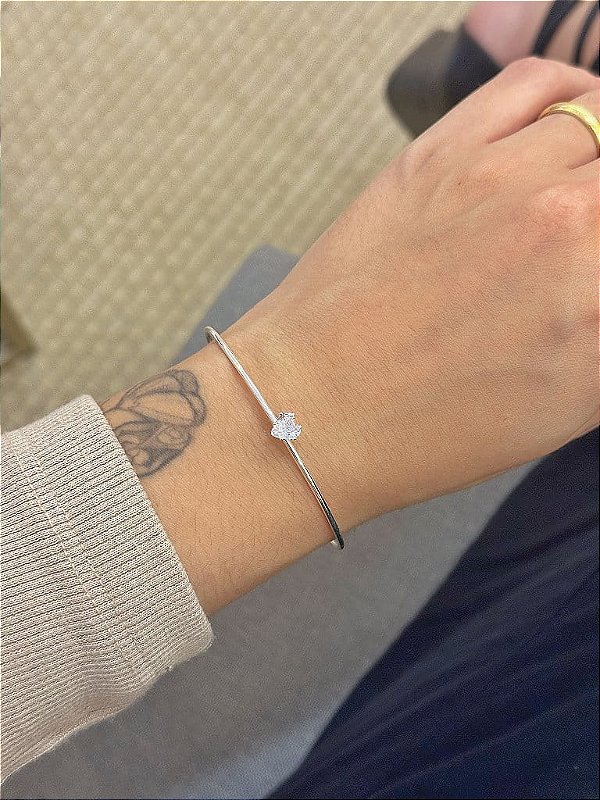 Bracelete Aberto Coração Cristal Folheado a Prata 925