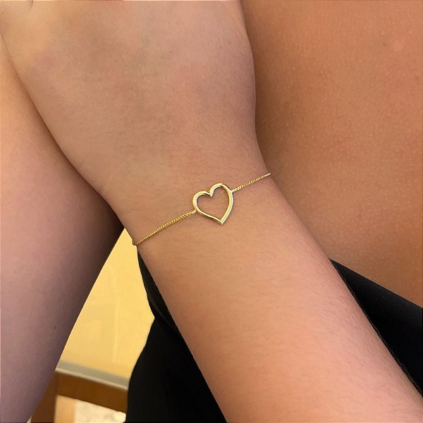 Pulseira Coração Liso Vazado Grande Folheado a Ouro 18K