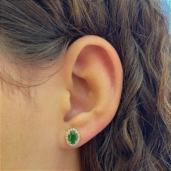 Brinco Oval Verde com Borda Cravejada Folheado a Ouro 18K