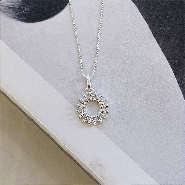 Colar Circulo Cravejado Ponteiras Folheado a Prata 925