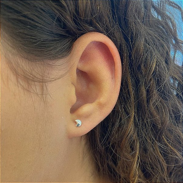 Brinco Lua Lisa Pequeno Folheado a Prata 925