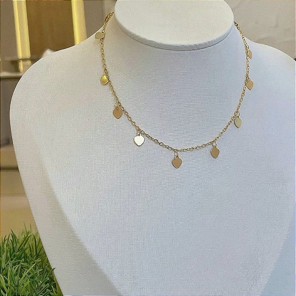 Colar Choker Correntinha com Pingentes de Corações Lisos Folheado a Ouro 18k