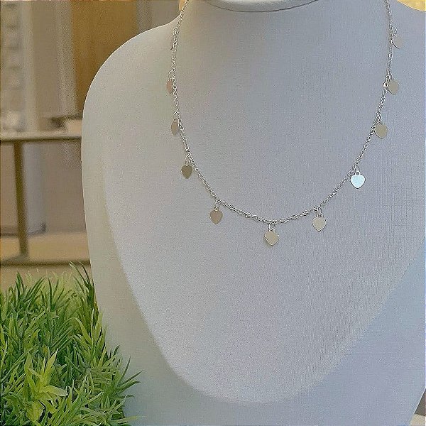 Colar Choker Correntinha com Pingentes de Corações Lisos Folheado a Prata 925