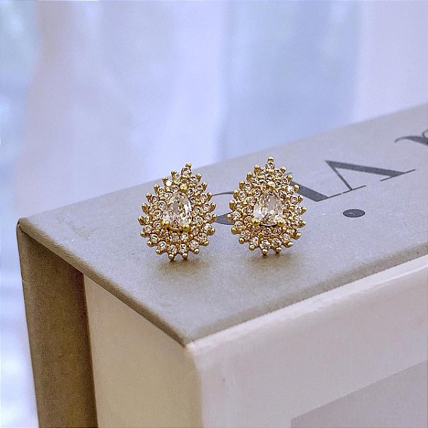 Brinco de Gota Dupla Borda Cravejada e Zirconia Cristal Folheado a ouro 18K