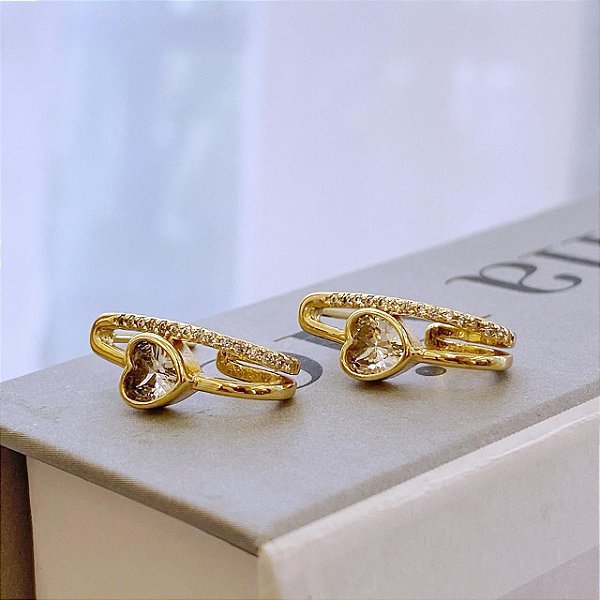 Brinco Earjacket Fio Liso e Fio Cravejado com Coração Cristal Folheado a ouro 18K