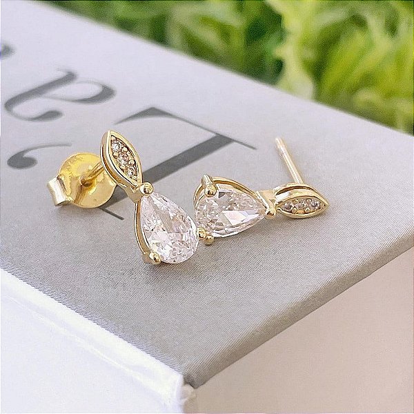 Brinco de Gota Cristal com Pendente Cravejado Folheado a ouro 18K