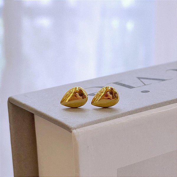 Brinco de Gota Lisa Média Folheado a ouro 18K