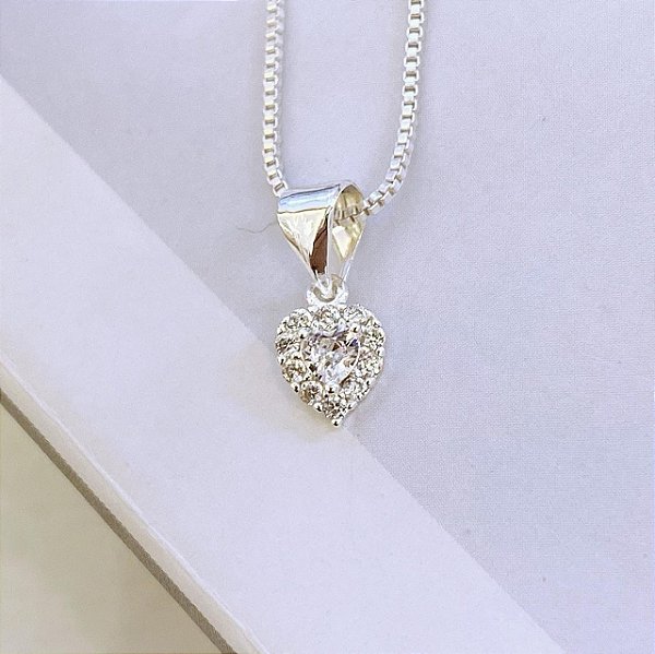 Colar de Coração com Borda Cravejada e Zirconia Cristal Centro Folheado a prata 925