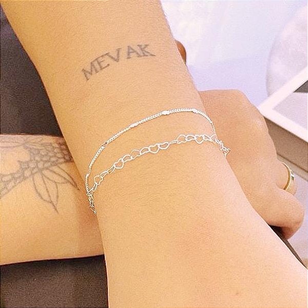 Pulseira Dupla Fio Coração Vazado e Fio Coração Chapinha Folheado a prata 925