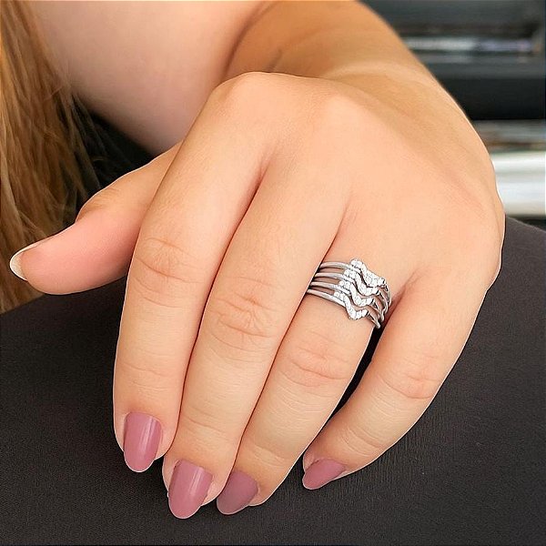 Anel 4 Fios Lisos com Com Ondulado Cravejado Folheado a prata 925