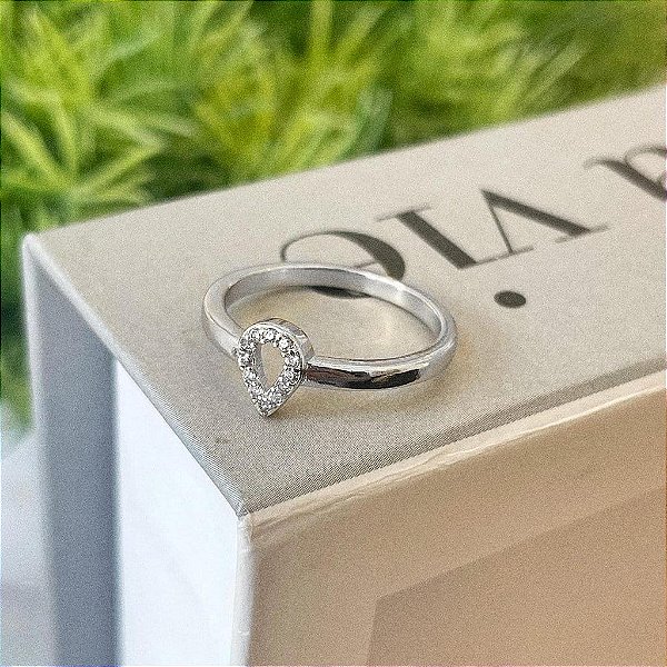 Anel de Falange Aro Liso com Gota Cravejada Vazada Folheado a prata 925