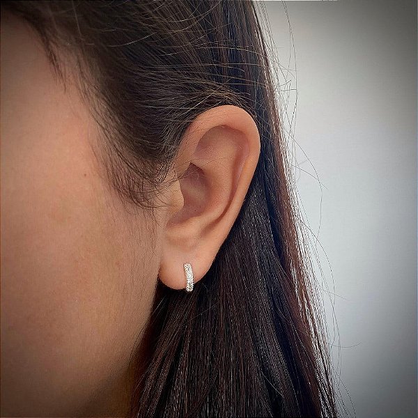 Brinco de Argola 1 Fio Cravejado Slim P Folheado a prata 925