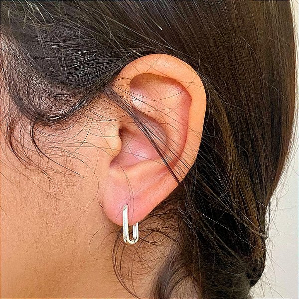 Argola Retangular Fio Liso Abaulado G Folheado a prata 925