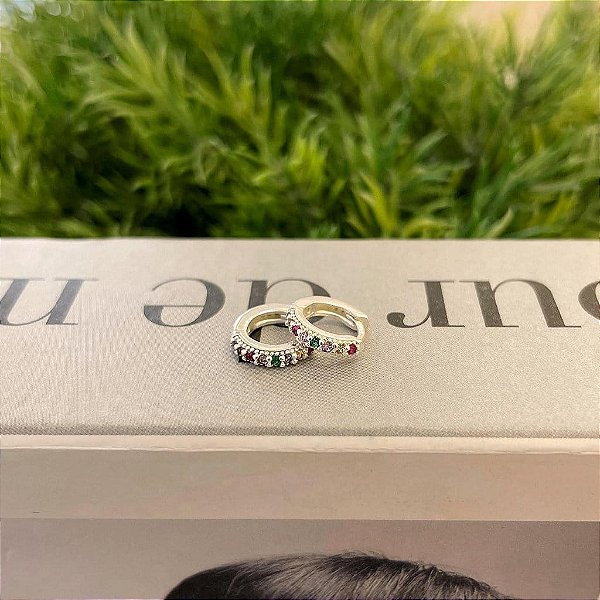 Brinco de Argola 1 Fio Cravejado Slim Rainbow P Folheado a prata 925