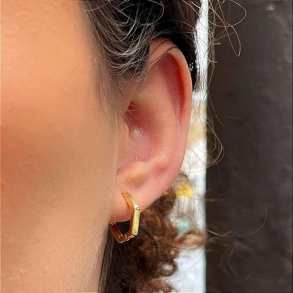 Brinco de Argola Hexagonal Lisa G Folheado a ouro 18K