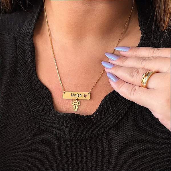 Colar uma placa com um pingente Correntinha Folheado a ouro 18K