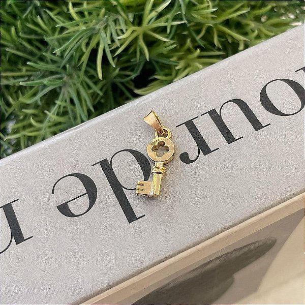 Pingente Chave Folheado a ouro 18K