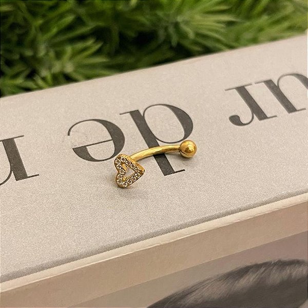 Piercing Bananinha Coração Vazado Cravejado Titanium Folheado a ouro 18K