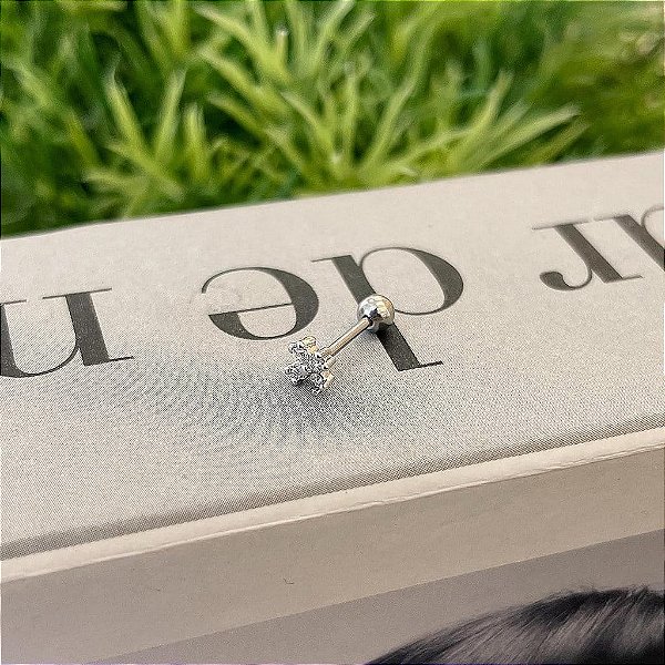 Piercing Flor Mini 4 Zircônias Steel