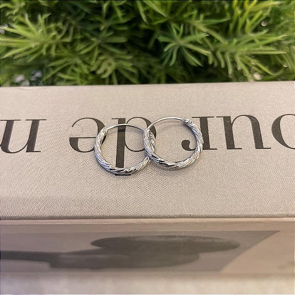 Brinco de Argola Fio Tubo Enrolado M Steel