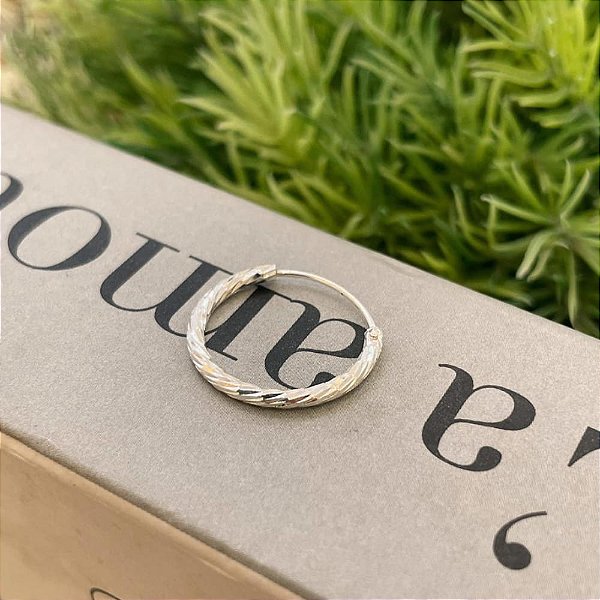 Piercing de Argola Fio Tubo Enrolado G Folheado a Prata 925