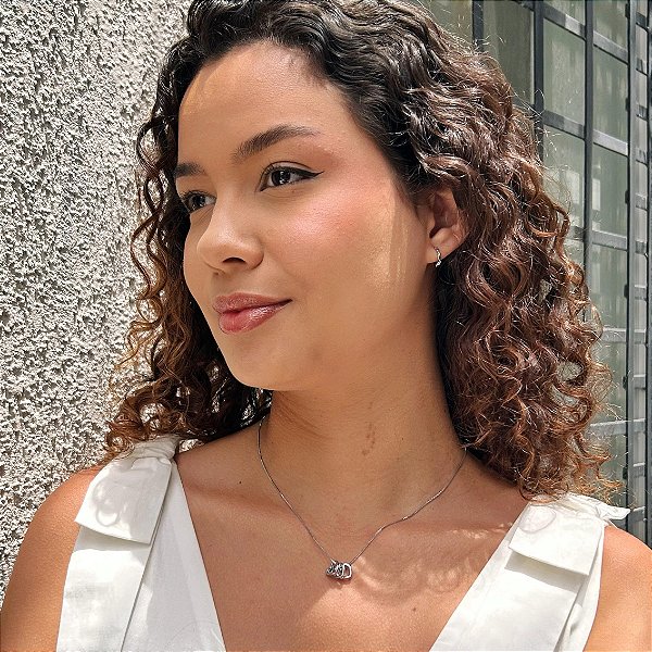 Colar Pingentes Corações Passantes Vazados Steel