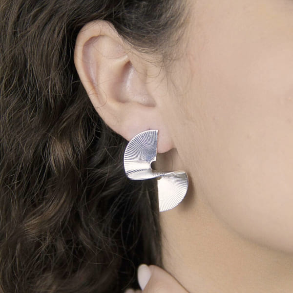 Brinco Espiral Trabalhado Steel