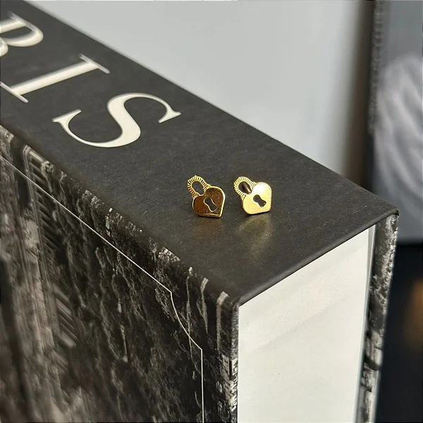 Brinco Coração Fechadura Folheado a ouro 18K