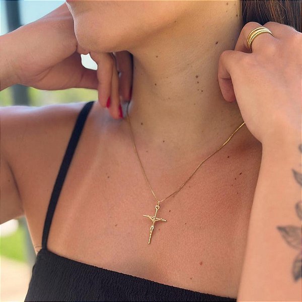 Pingente Cruz com Cristo Folheado a ouro 18K
