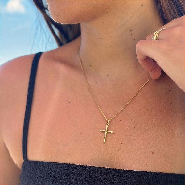 Pingente Cruz Lisa Pontas Achatadas Folheado a ouro 18K