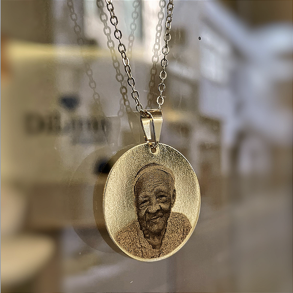 Colar Fotogravação Medalha 25mm Corrente Americana na Folheado a Ouro