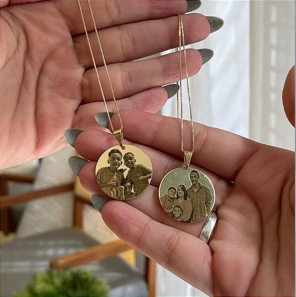 Colar Fotogravação Medalha 25mm Corrente Veneziana na Folheado a Ouro