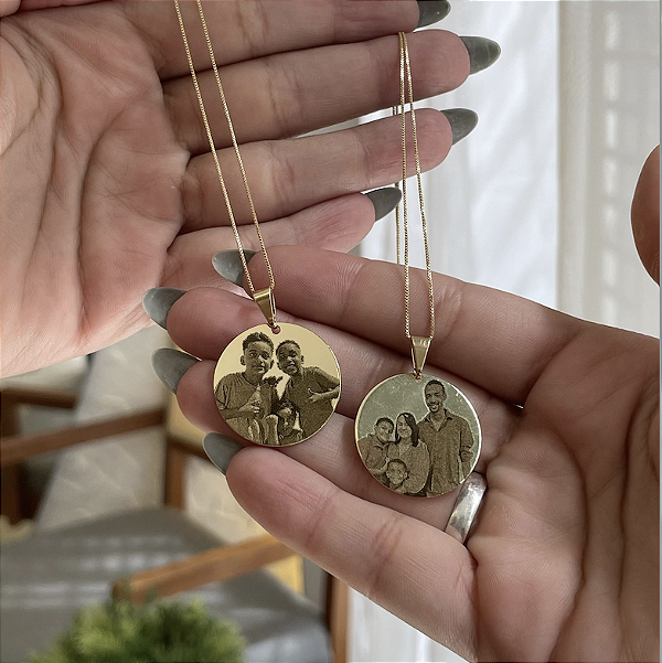 Colar Fotogravação Medalha 25mm Corrente Veneziana na Folheado a Ouro