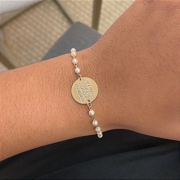 Pulseira de Pérolas Medalha Borboleta Folheado a ouro 18K