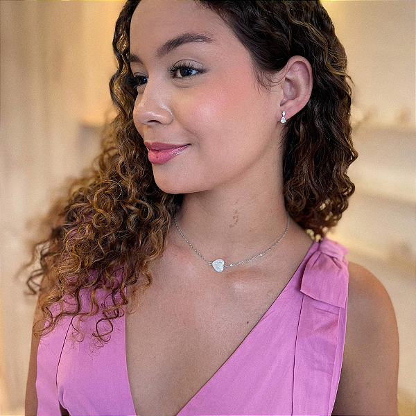 Colar Correntinha Coração Madre Pérola Orgânica Steel