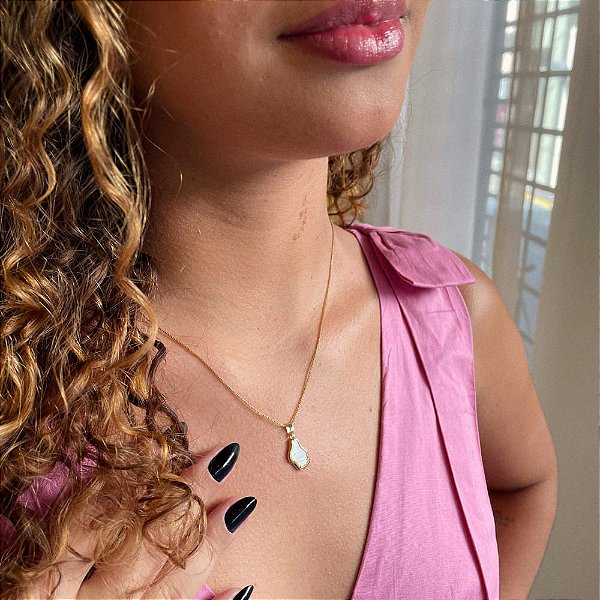 Colar Orgânico Resina Madrepérola Folheado a Ouro 18k