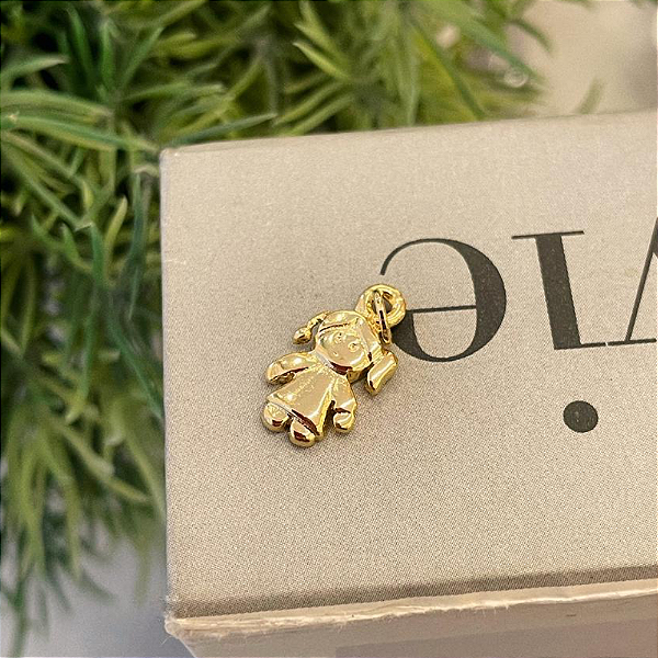 Pingente Menina Clássico Folheado a Ouro 18k