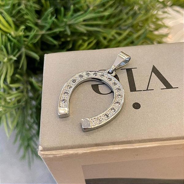 Pingente Ferradura Cravejada Steel