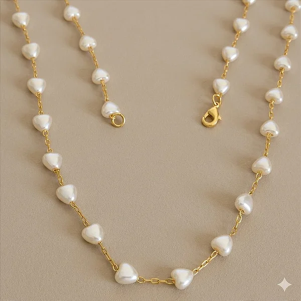 Colar Choker Correntinha Pérolas em Coração