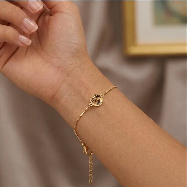 Pulseira Pingente Redondo Detalhes Diamantados