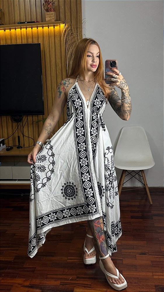 Vestido Mandala (branco com preto $