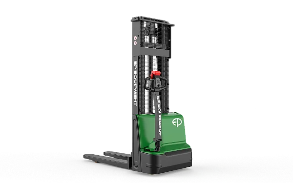 DS3 - Empilhadeira Elétrica Patolada 1.5 tons - elevação até 4,1m