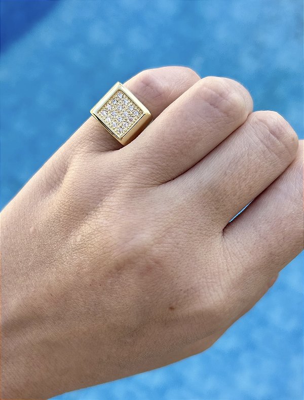 Anel dedinho mini com zircônias e banho de ouro 18k
