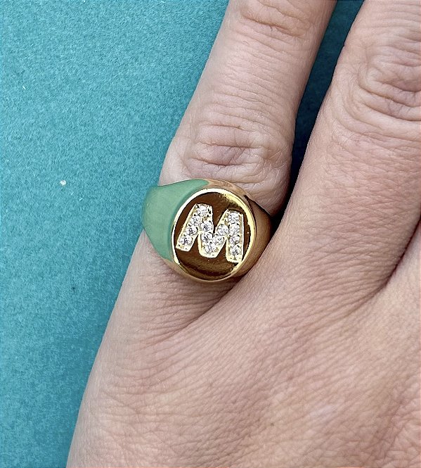 Anel ajustável letra inicial dedinho com banho de ouro 18k